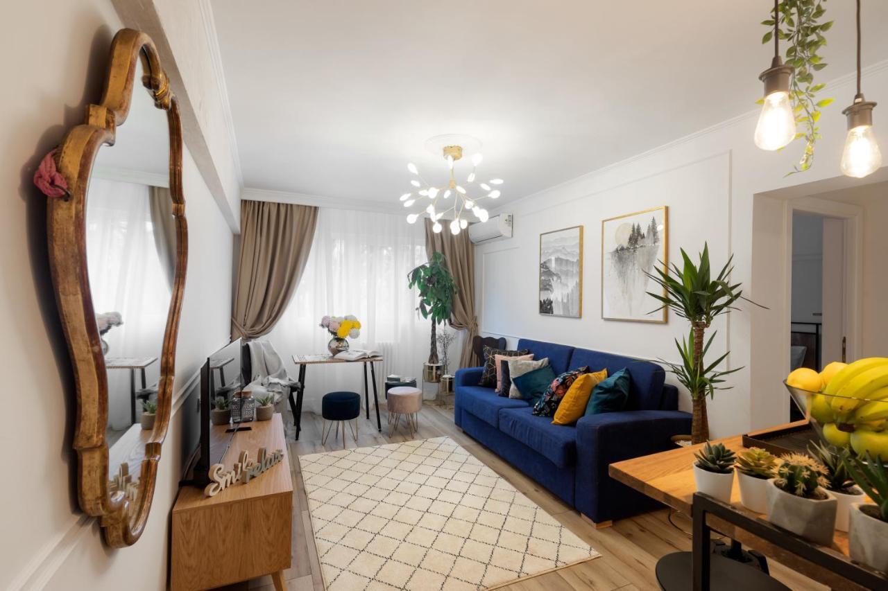 Eclectic 3 Bedroom Calea Victoriei By Urbanesq Букурещ Екстериор снимка