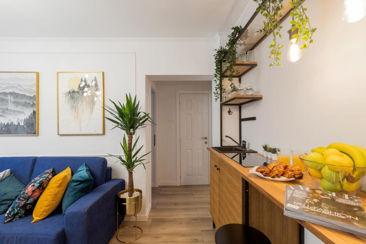 Eclectic 3 Bedroom Calea Victoriei By Urbanesq Букурещ Екстериор снимка